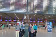 Учні школи Марії Покрови відвідали аеропорт "Львів" (фото)