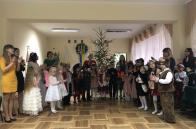 Новорічне свято «Чарівне дзеркало Снігової Королеви» в НРЦ «Левеня»